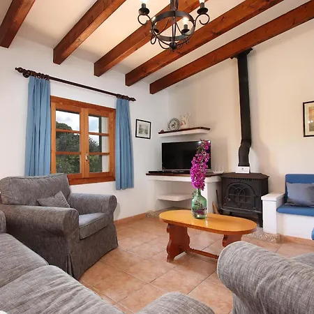 Villa Oliveres *